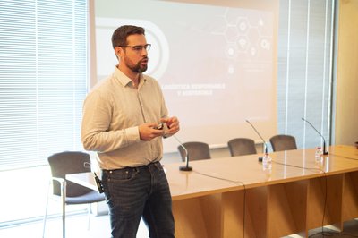 "Blockchain aplicado a la Log�stica", Andr�s Garrido- Chaingo Tech