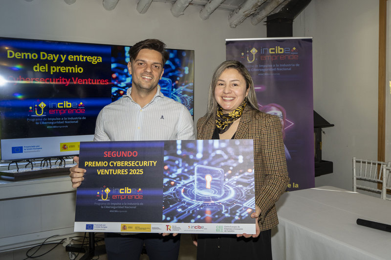 Adri�n Barreda (PsaicoTools) recogi� el segundo premio