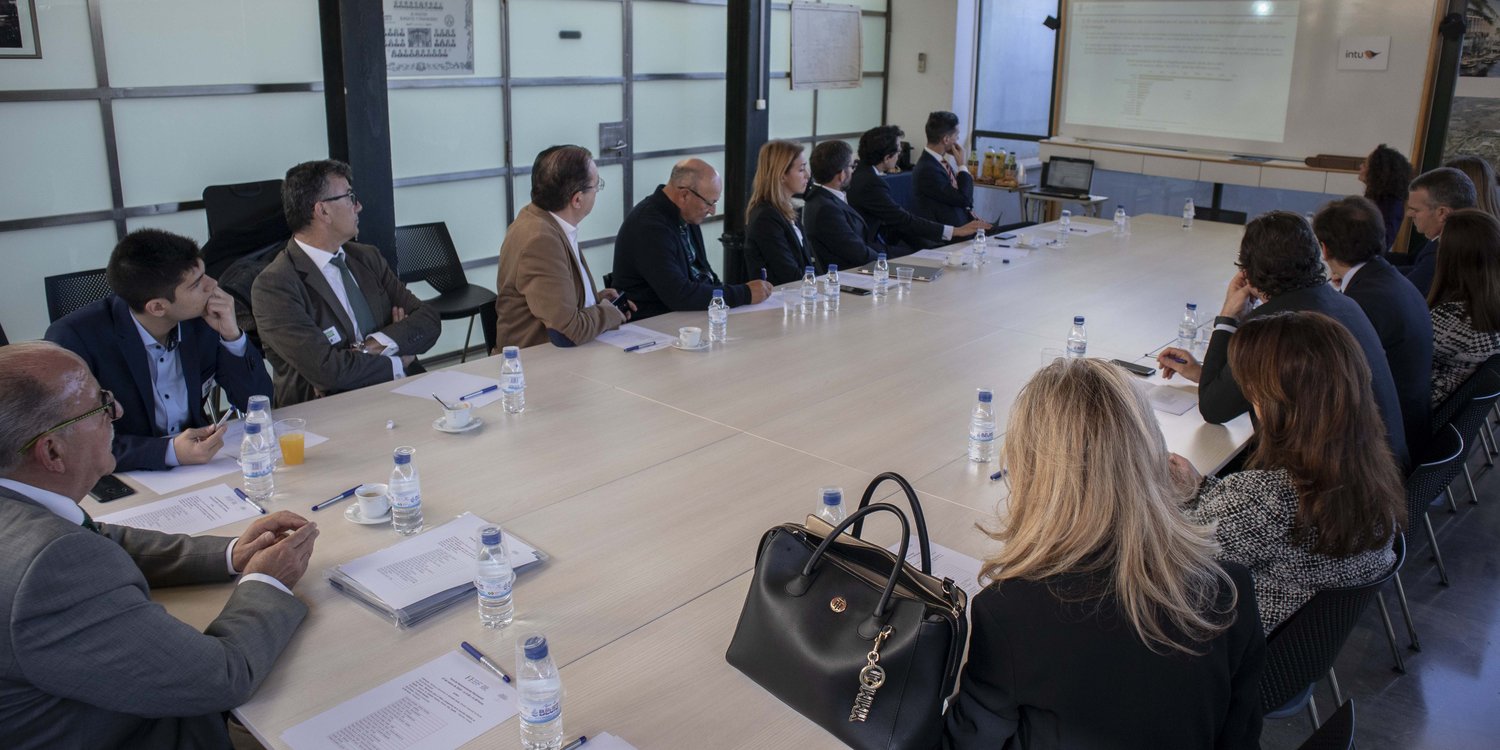 Presentaci�n del Bar�metro de Inversi�n Brit�nica en Espa�a en el FAP de la FEBF